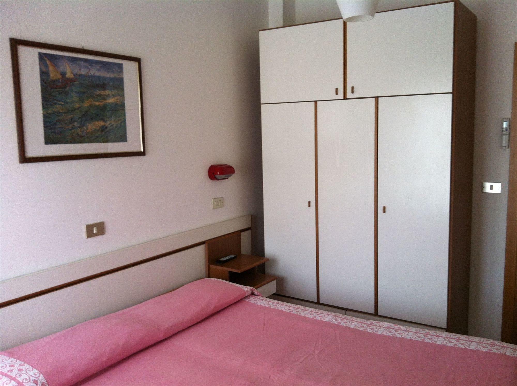 Hotel Graziana Riccione Eksteriør billede