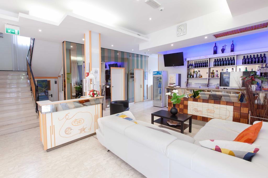 Hotel Graziana Riccione Eksteriør billede